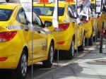 Штрафы для таксистов-нелегалов были приняты сразу же